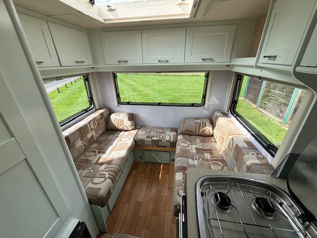 Elddis Autoquest 120 Motorhome