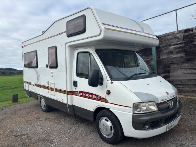 Elddis Autoquest 400