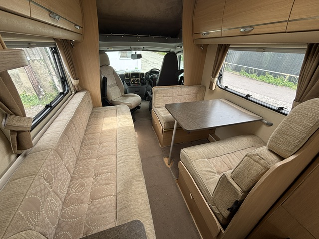 Bessacarr E435