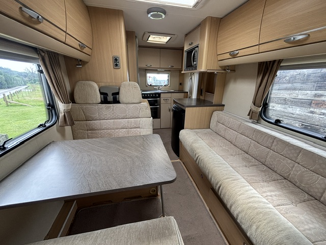Bessacarr E435