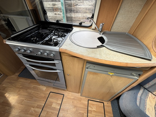 Swift Sundance 600FB - PX To Clear