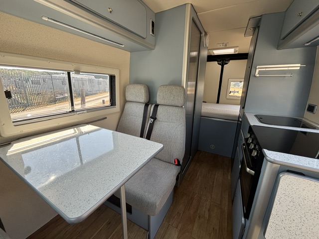 Peugeot Boxer Campervan